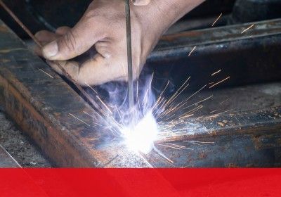 Como soldar com arco eltrico