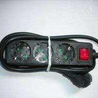 Bloco 3 Tomadas Com Interruptor e Cabo 1.5mx1.5mm Preto Bloco 3 Tomadas Com Interruptor e Cabo 1.5mx1.5mm Preto