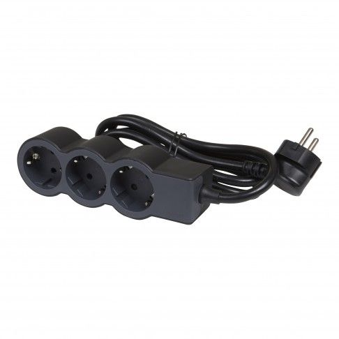 Bloco Tomadas 3x2p+T 1,5m Preto Bloco Tomadas 3x2p+T 1,5m Preto