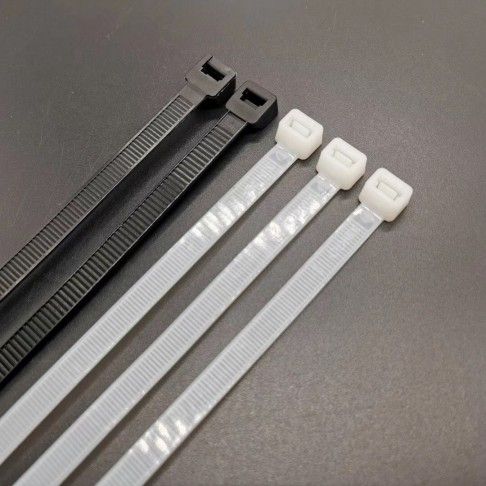 Abraçadeiras Serrilha 530x8,9mm Pretas 25un Abraçadeiras Serrilha 530x8,9mm Pretas 25un